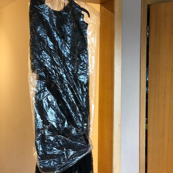 Brand New Gorgeous Let Me Be 2-Piece Beaded Black Tank and Skirt Set - Picture 16 of 16